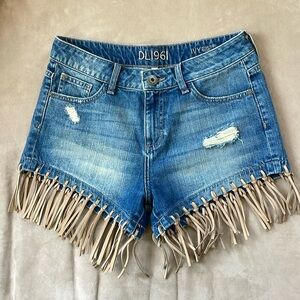 DL 1961 Ivy high rise short size 28